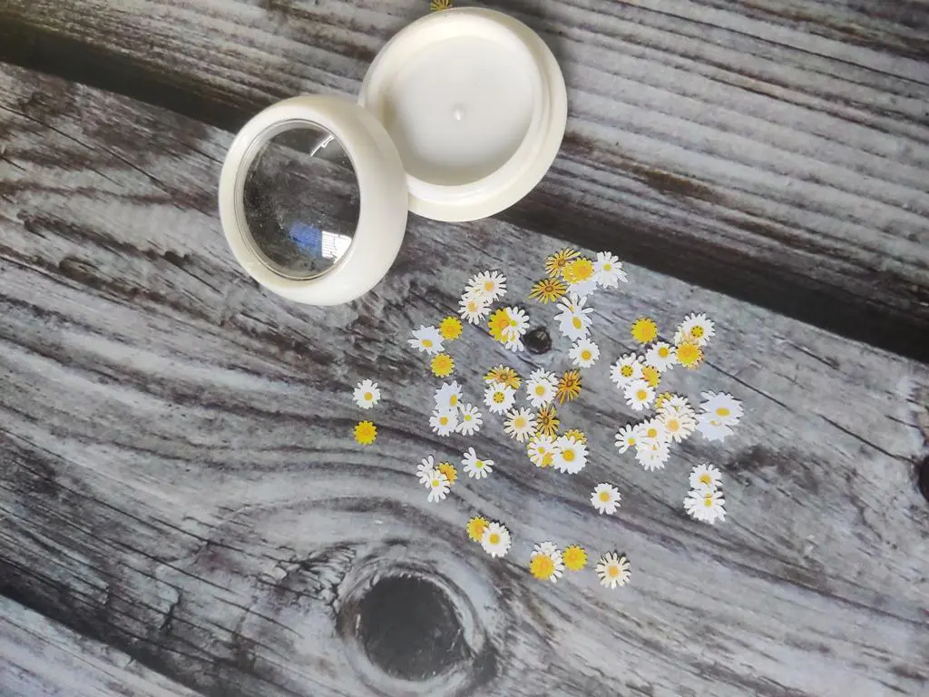 Artificial Sticker 5