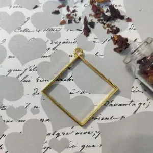 SQUARE BEZELS