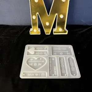 8 IN 1 SPOTIFY MOLD