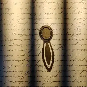 OVAL BOOKMARK