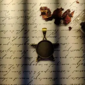 Vintage Pendant 2