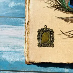 Vintage Pendant 38