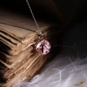 Glow In Dark Cloud Pendant 4