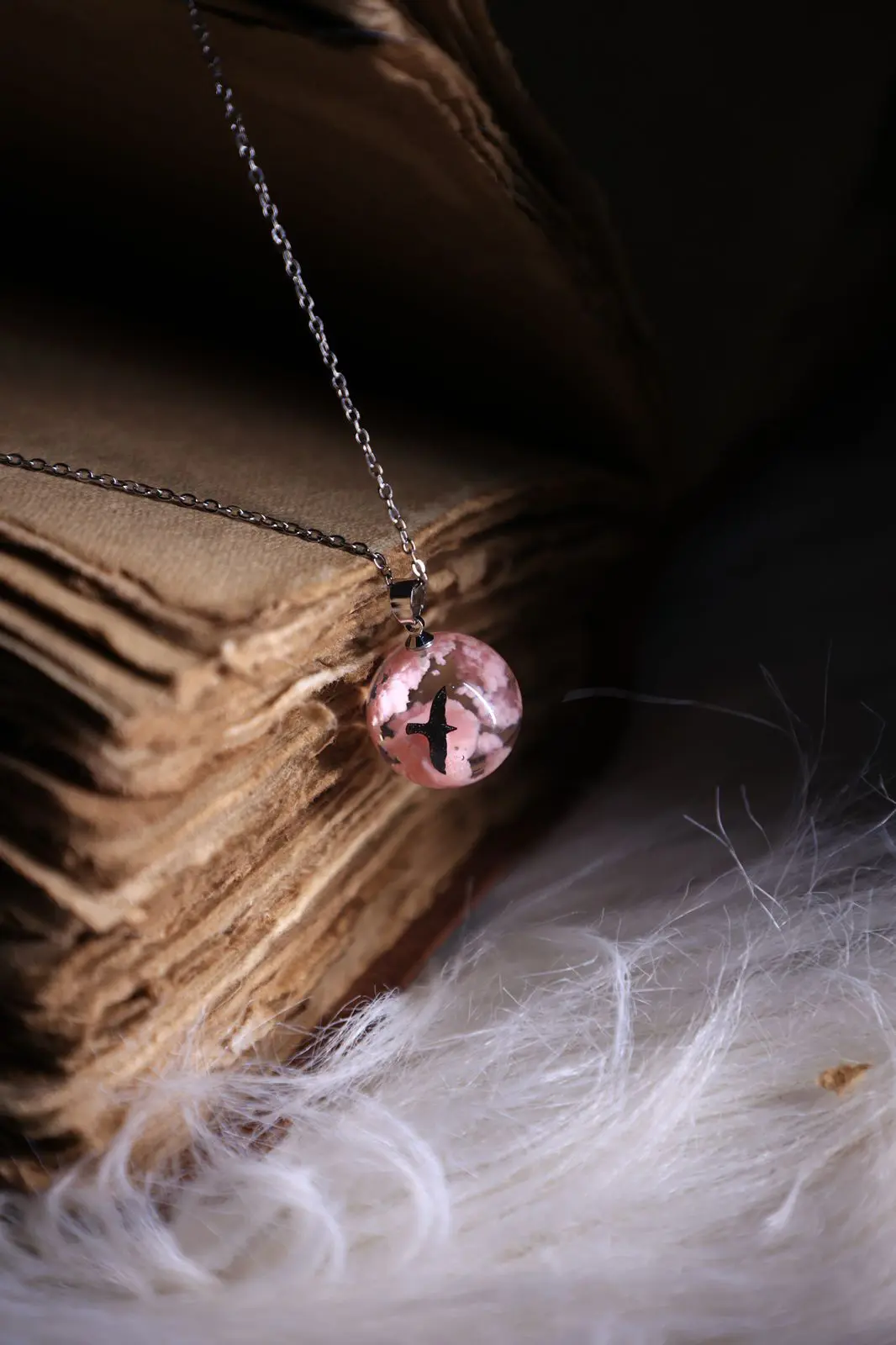 Glow In Dark Cloud Pendant 4