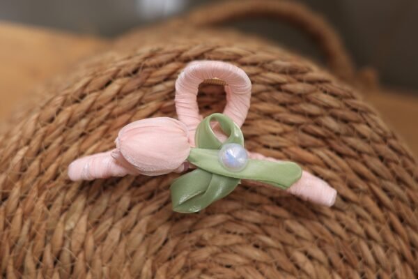Tulip Big Hair Clip Pink