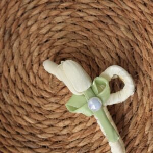 Tulip Big Hair clip White