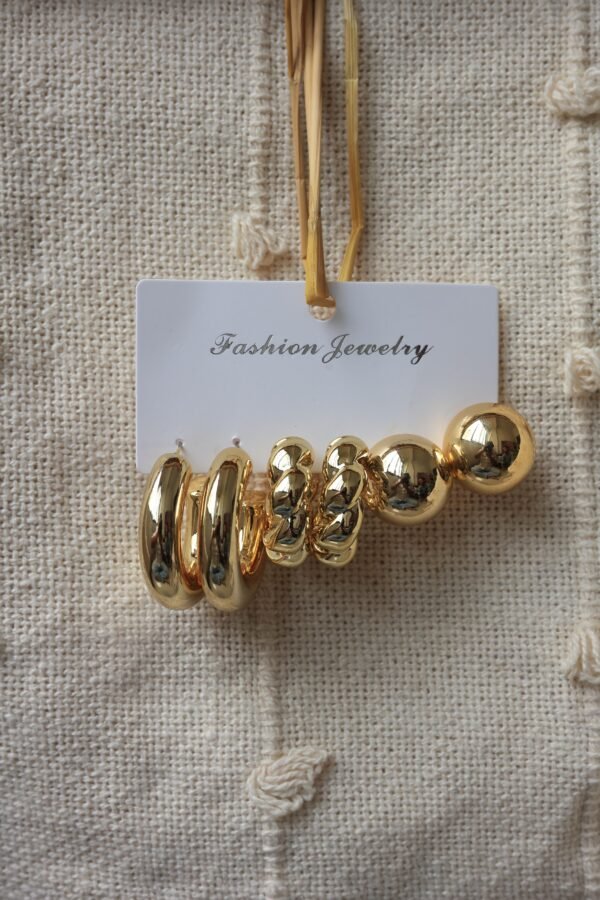 Anti Tarnish earing 32